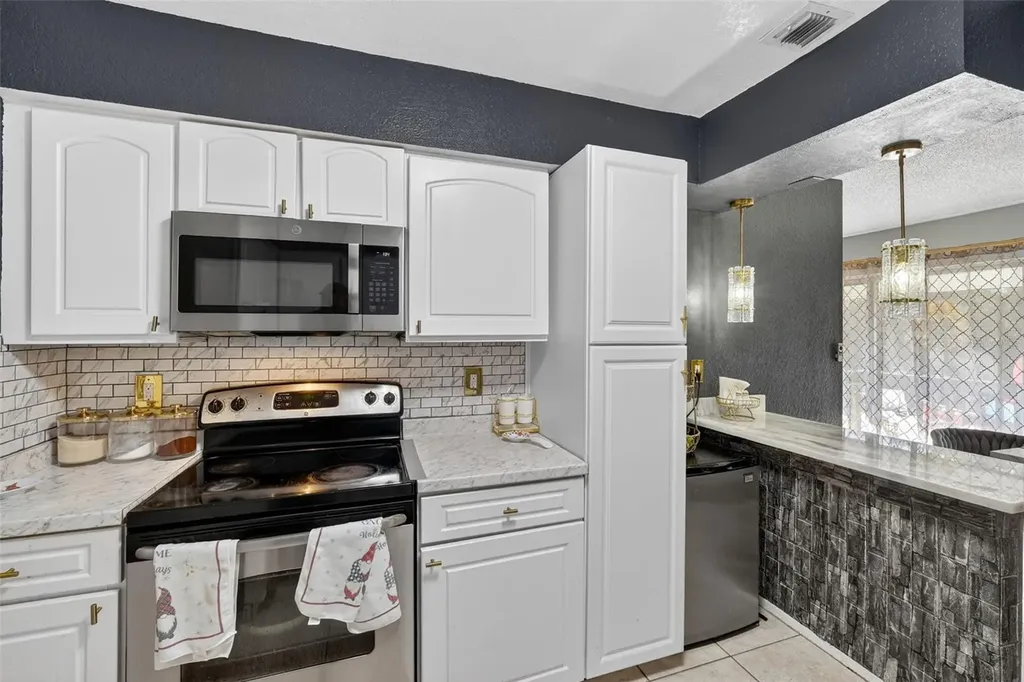 4309 S Semoran Boulevard Orlando FL 32822
