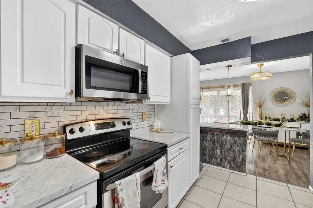 4309 S Semoran Boulevard Orlando FL 32822