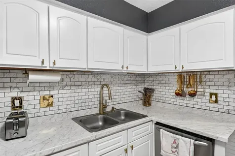 4309 S Semoran Boulevard Orlando FL 32822