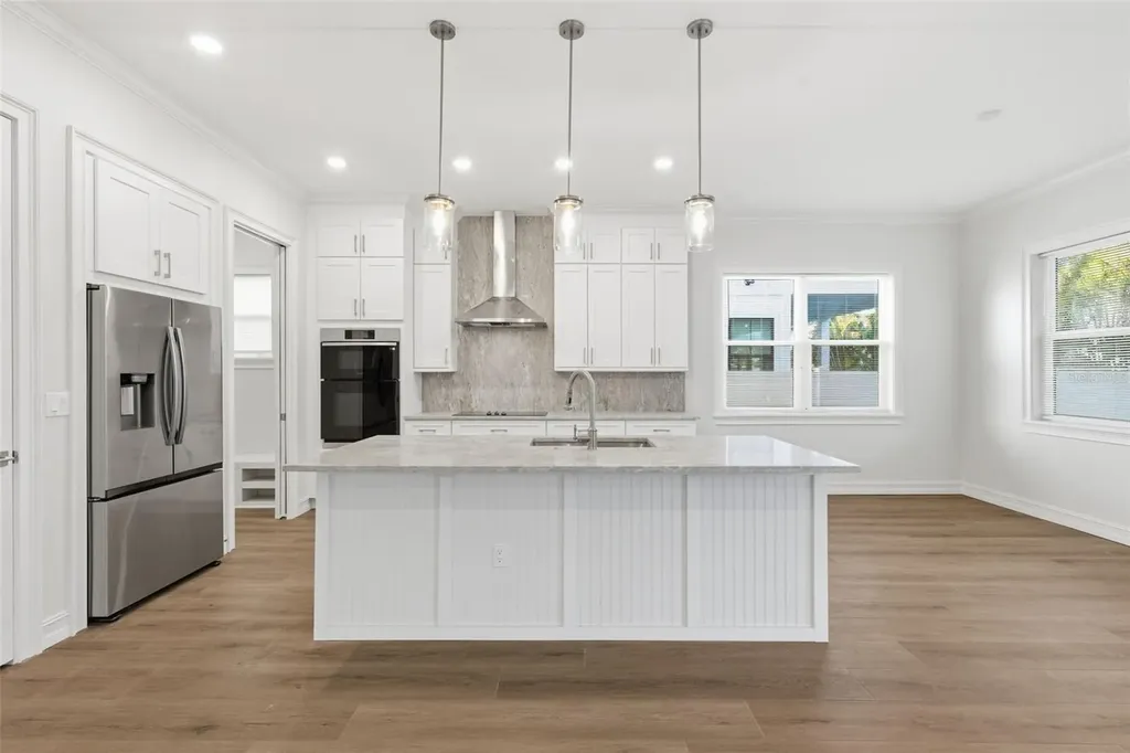 3809 71st Street N St Petersburg FL 33709