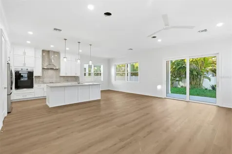 3809 71st Street N St Petersburg FL 33709