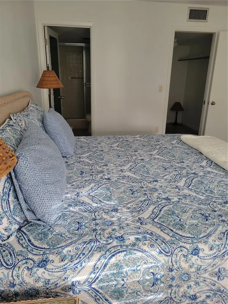 220 Santa Maria Street Venice FL 34285