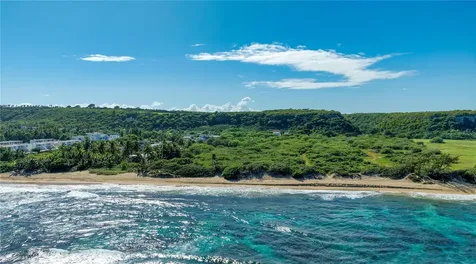 PR-4466 Km 2.0 Isabela PR 00662