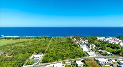 PR-4466 Km 2.0 Isabela PR 00662