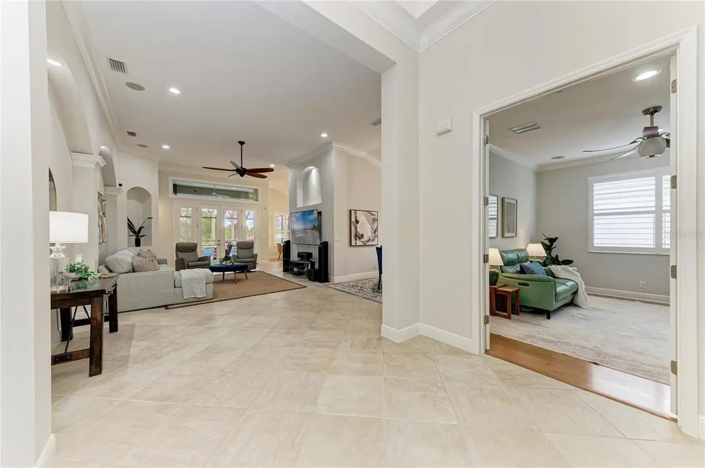 7423 Lake Forest Glen Lakewood Ranch FL 34202