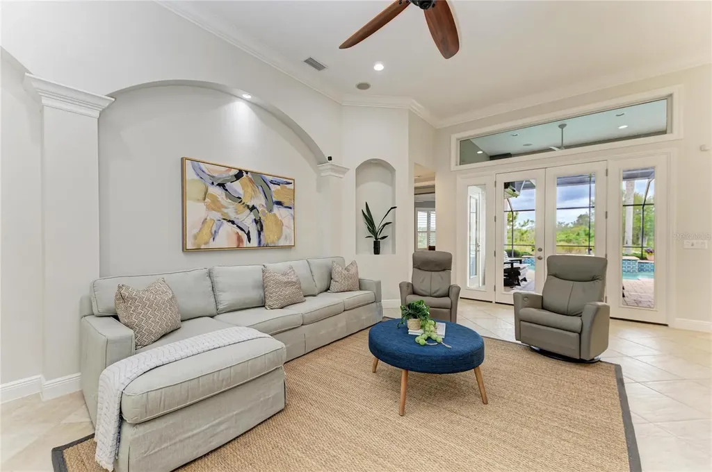 7423 Lake Forest Glen Lakewood Ranch FL 34202