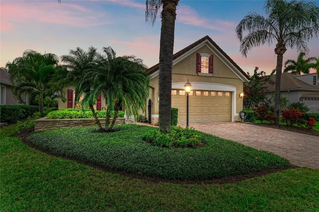 7423 Lake Forest Glen Lakewood Ranch FL 34202