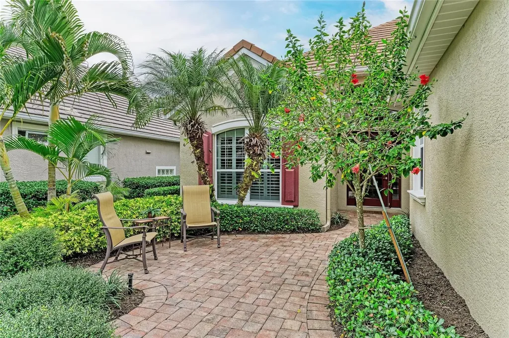 7423 Lake Forest Glen Lakewood Ranch FL 34202