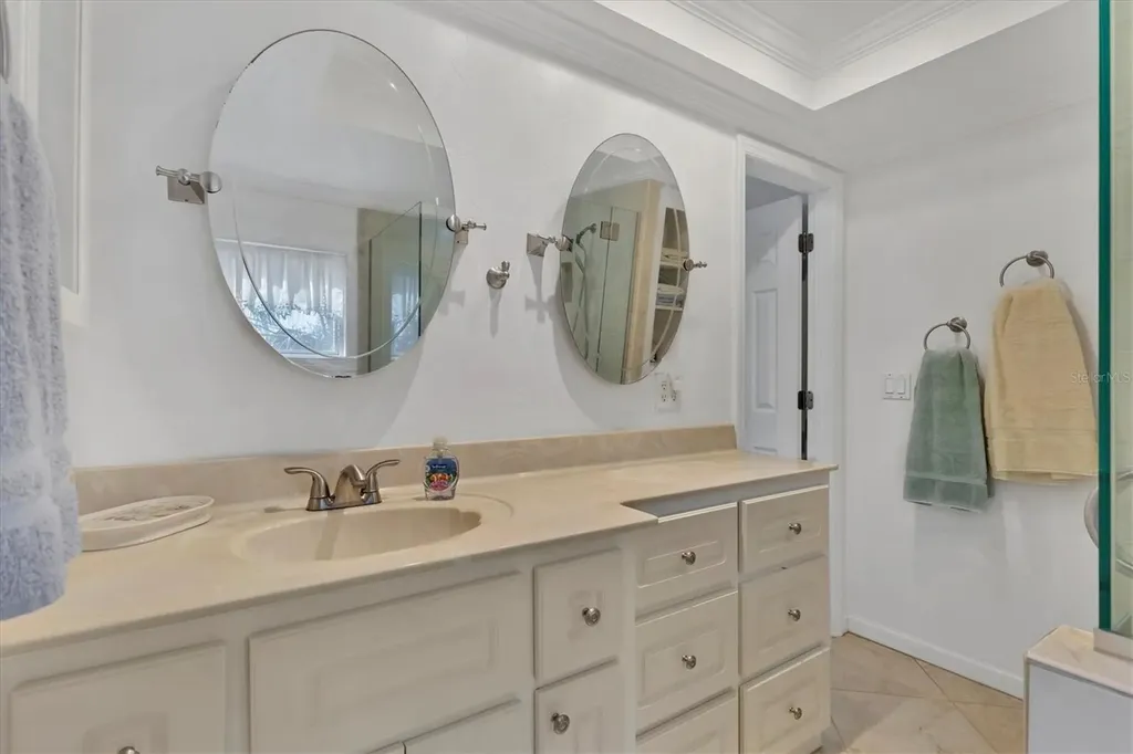 2350 N Beach Road Englewood FL 34223