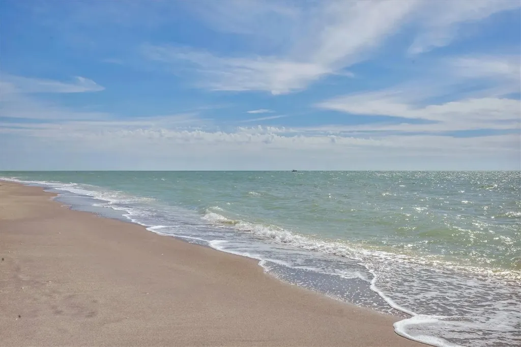 2350 N Beach Road Englewood FL 34223