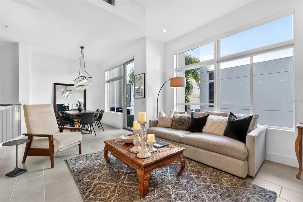 234 Cosmopolitan Court Sarasota FL 34236
