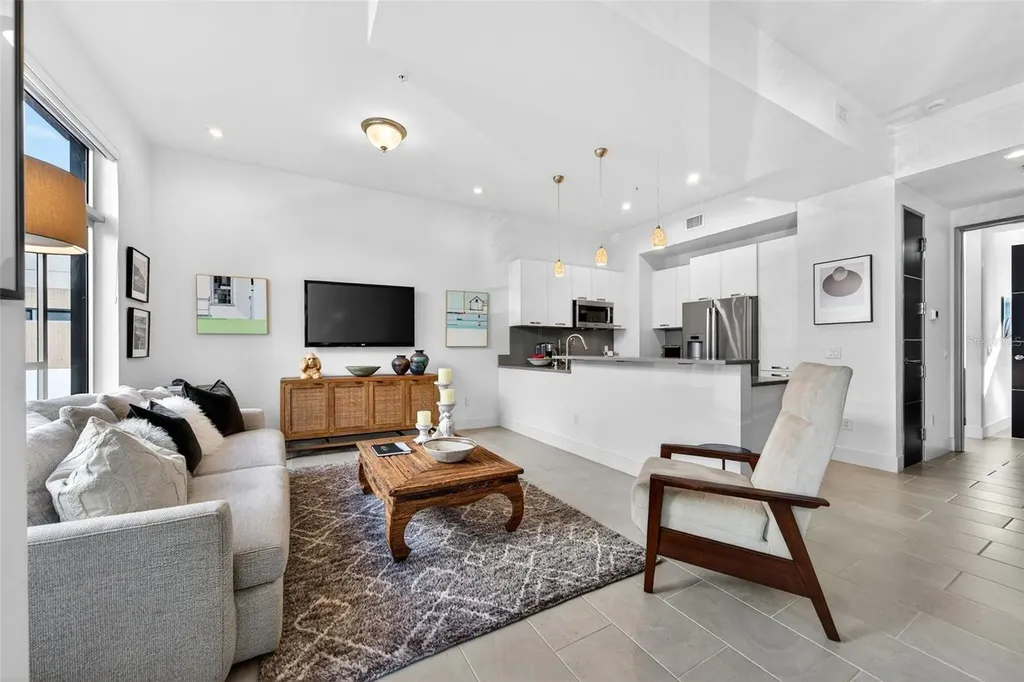 234 Cosmopolitan Court Sarasota FL 34236