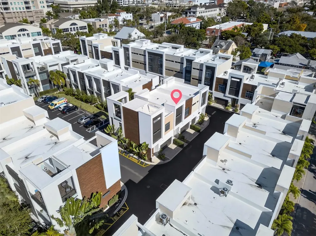 234 Cosmopolitan Court Sarasota FL 34236