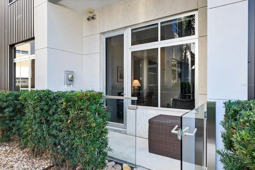 234 Cosmopolitan Court Sarasota FL 34236