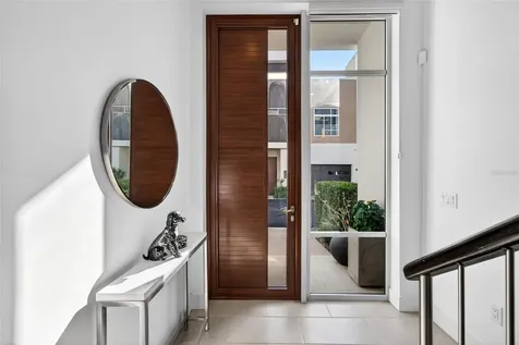 234 Cosmopolitan Court Sarasota FL 34236