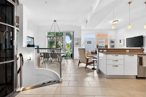 234 Cosmopolitan Court Sarasota FL 34236