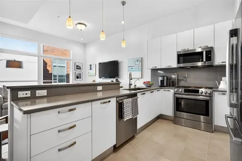 234 Cosmopolitan Court Sarasota FL 34236