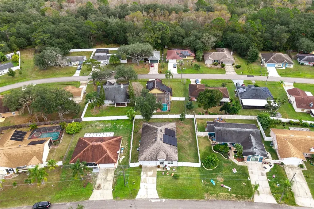 415 Francisco Way Kissimmee FL 34758