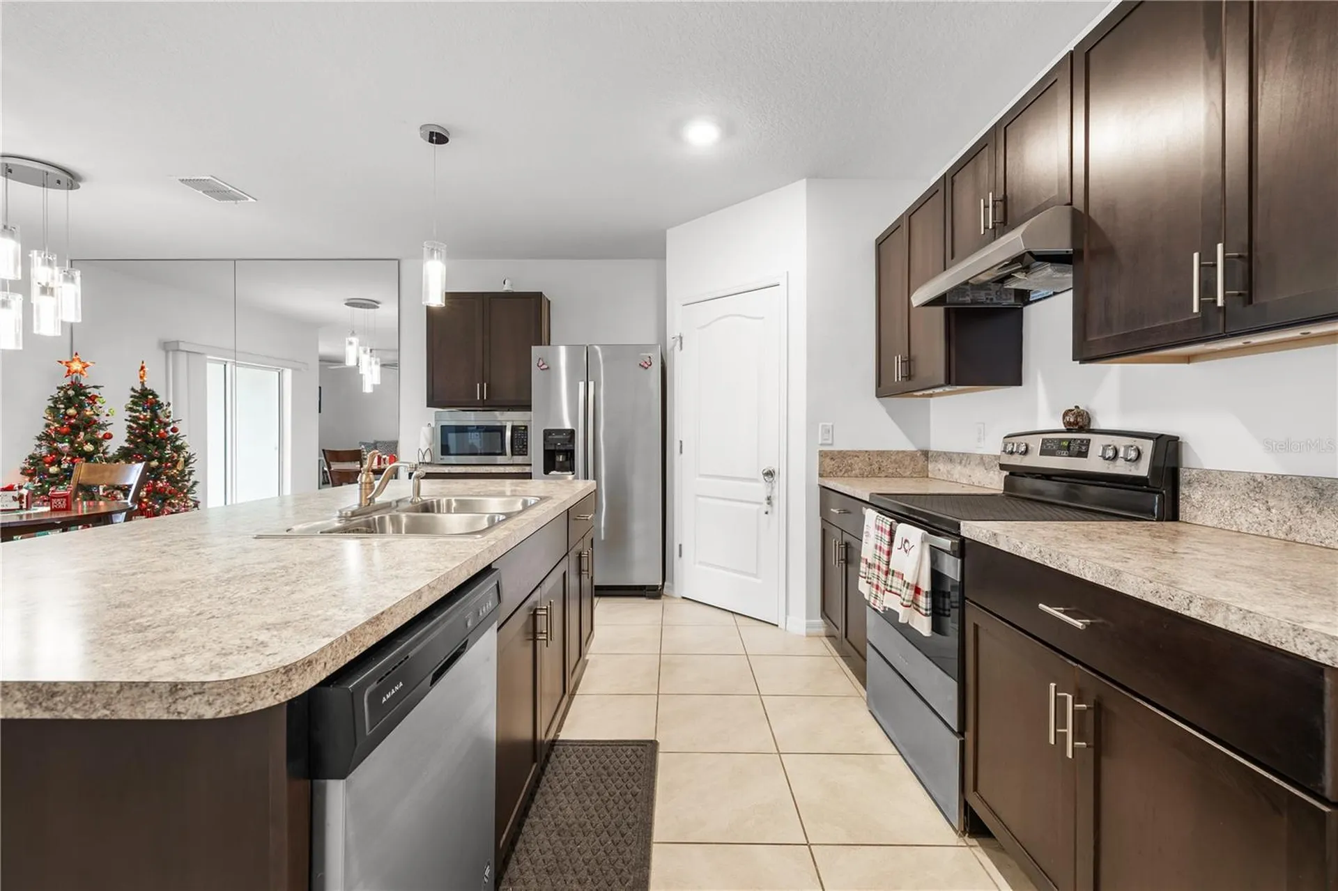 415 Francisco Way Kissimmee FL 34758