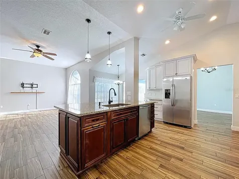 18812 Bascomb Lane Hudson FL 34667