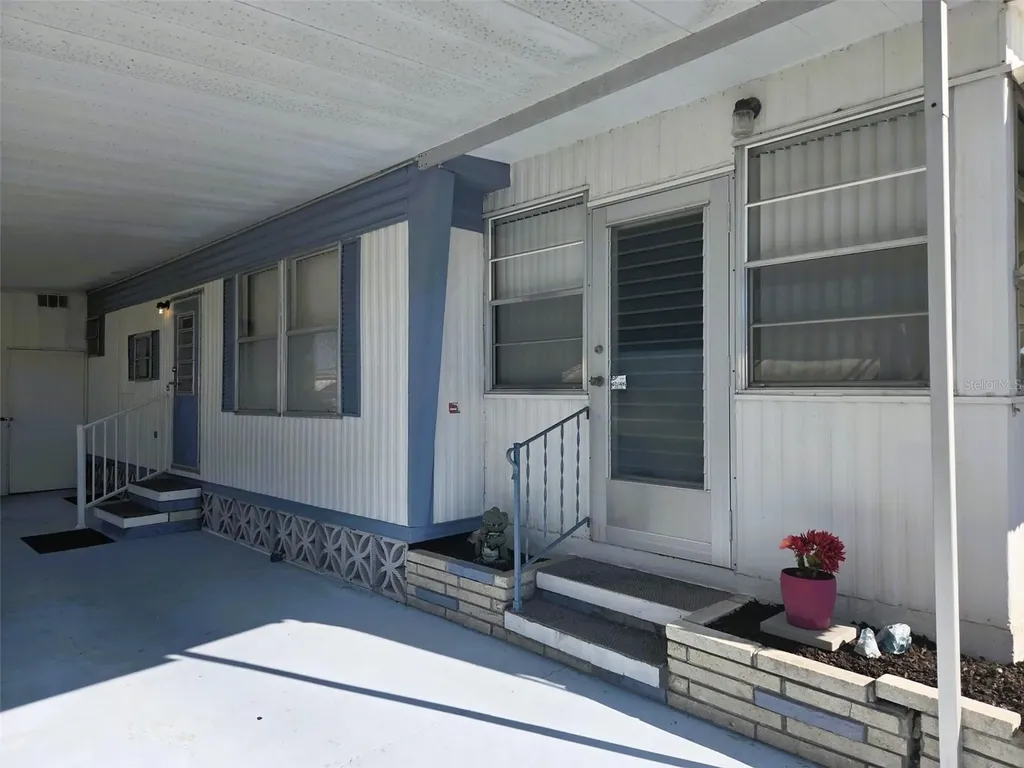 3313 Overcup Oak Terrace Sarasota FL 34237