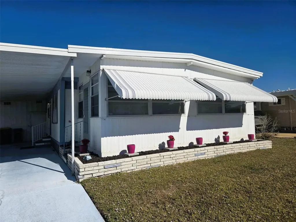3313 Overcup Oak Terrace Sarasota FL 34237