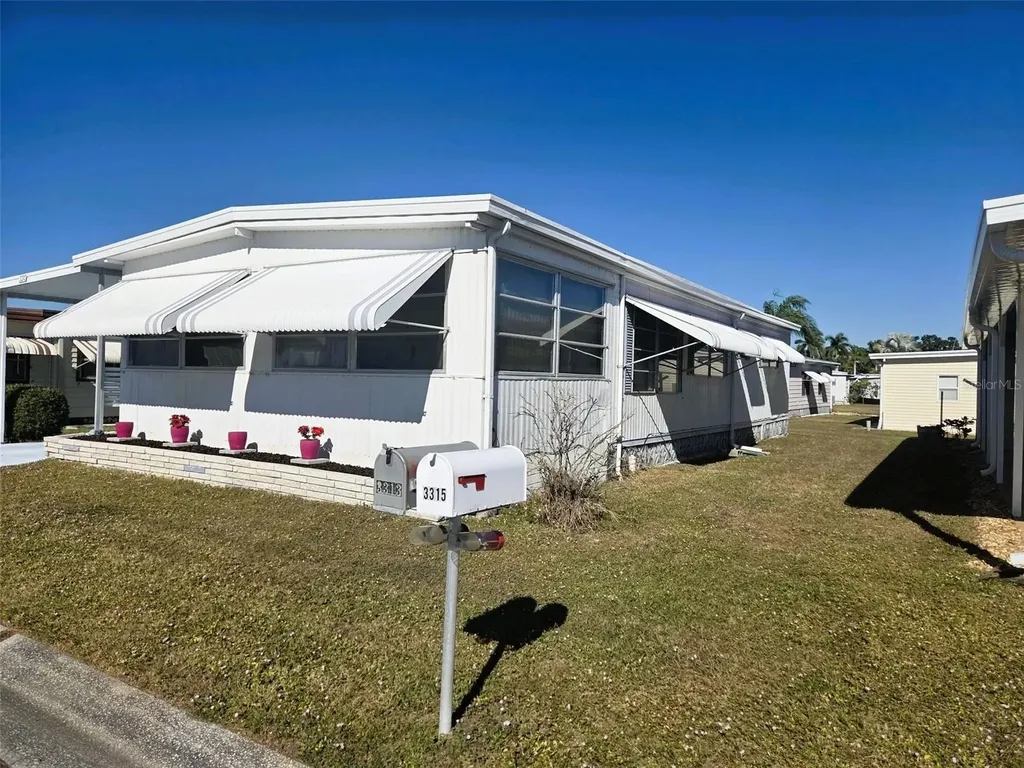 3313 Overcup Oak Terrace Sarasota FL 34237