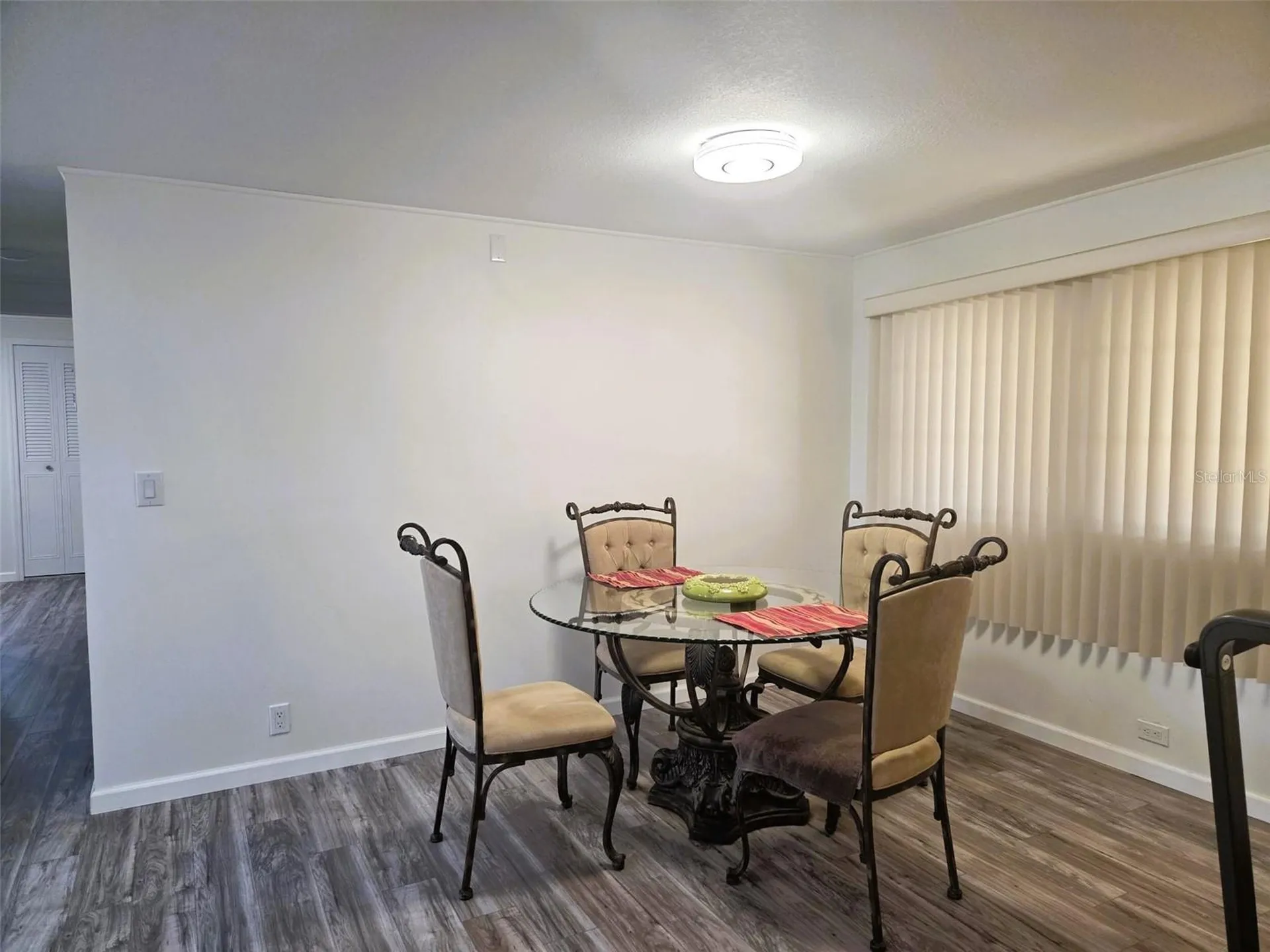 3313 Overcup Oak Terrace Sarasota FL 34237