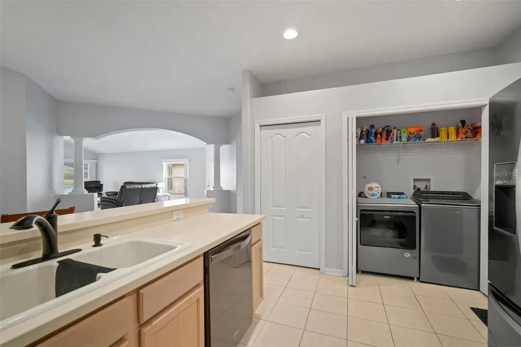 30927 Whitlock Drive Wesley Chapel FL 33543