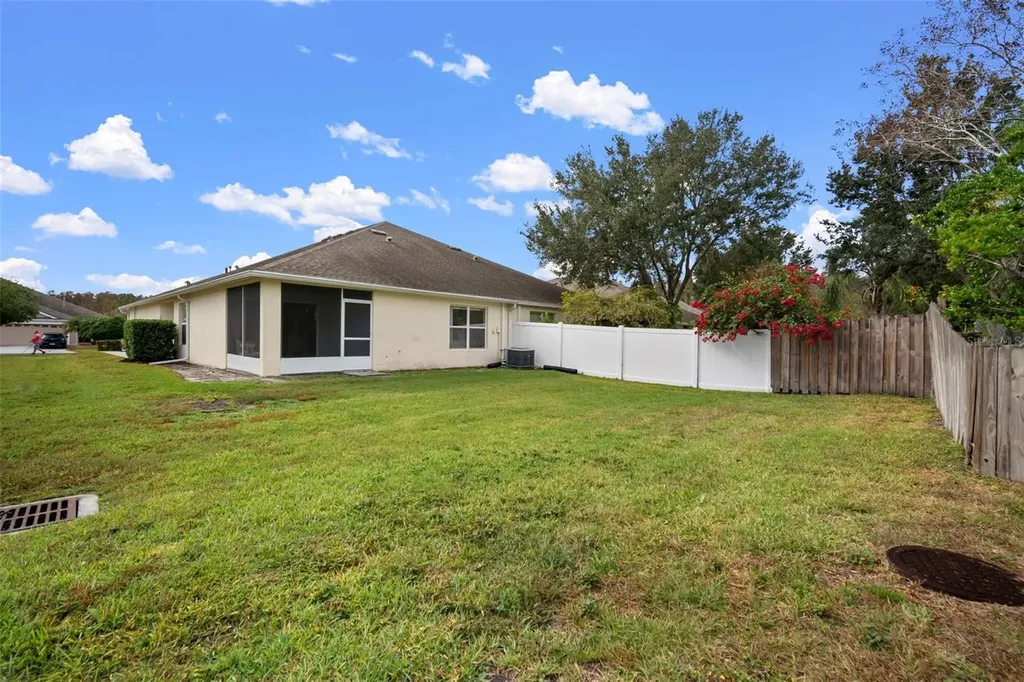 30927 Whitlock Drive Wesley Chapel FL 33543
