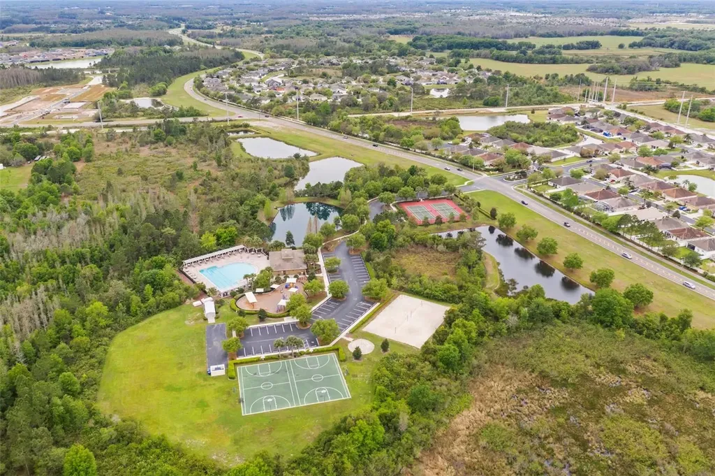 30927 Whitlock Drive Wesley Chapel FL 33543