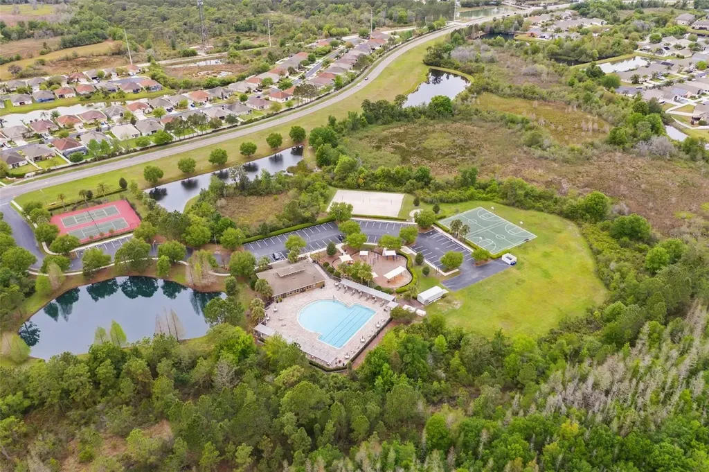 30927 Whitlock Drive Wesley Chapel FL 33543