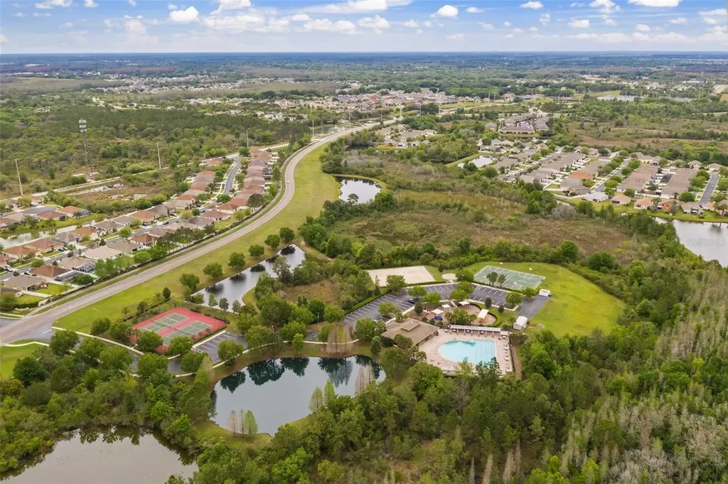 30927 Whitlock Drive Wesley Chapel FL 33543