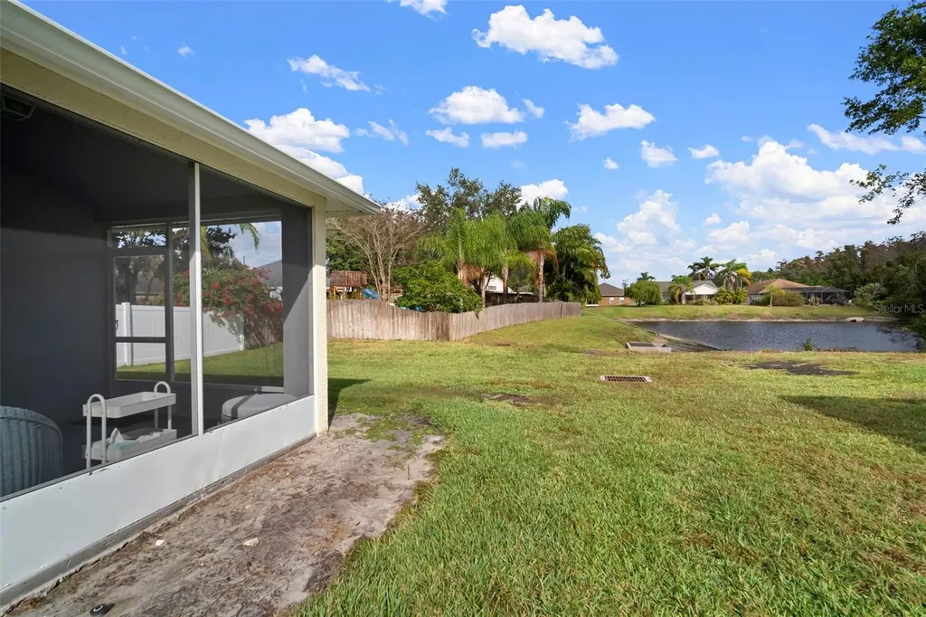30927 Whitlock Drive Wesley Chapel FL 33543