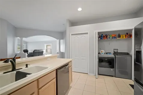 30927 Whitlock Drive Wesley Chapel FL 33543