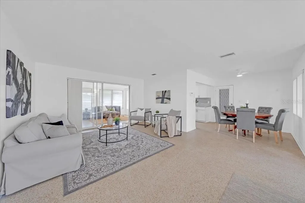 1452 Temple Street Clearwater FL 33756