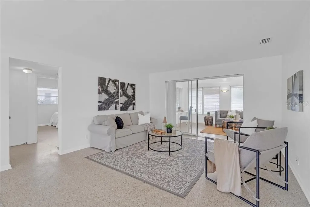 1452 Temple Street Clearwater FL 33756