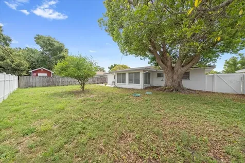 1452 Temple Street Clearwater FL 33756