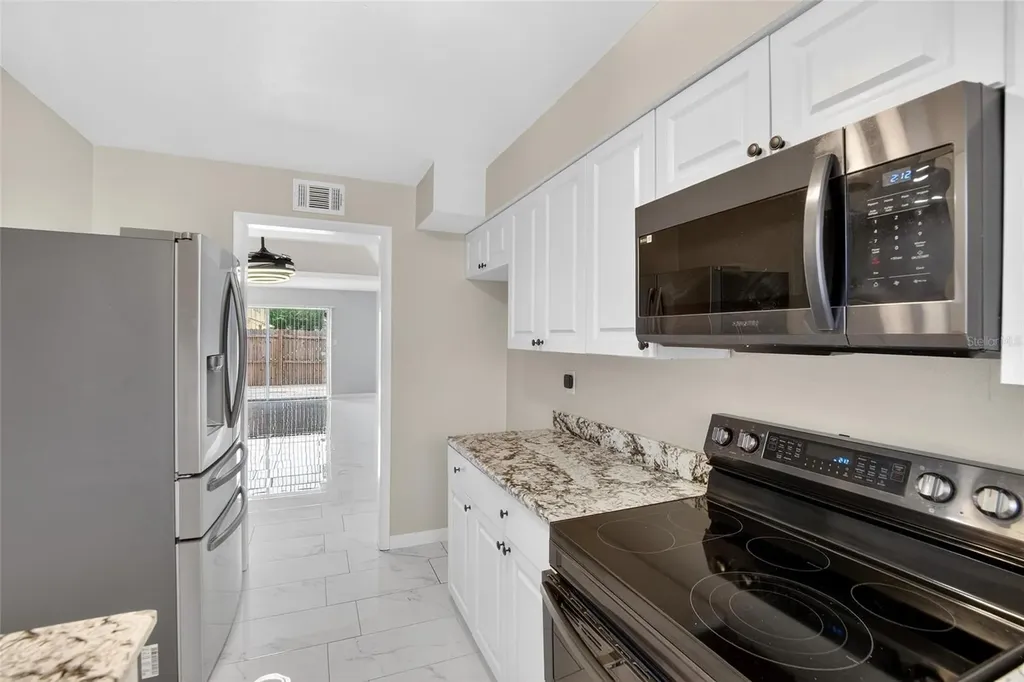 7616 La Mesita Court Tampa FL 33615