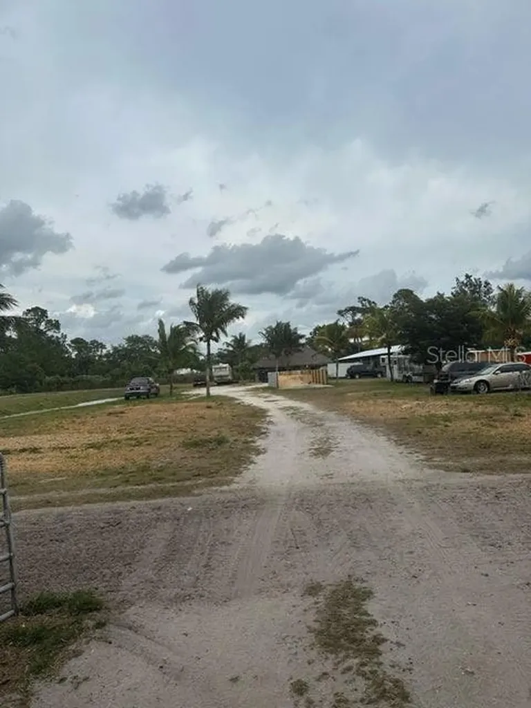 3525 D Road Loxahatchee Groves FL 33470