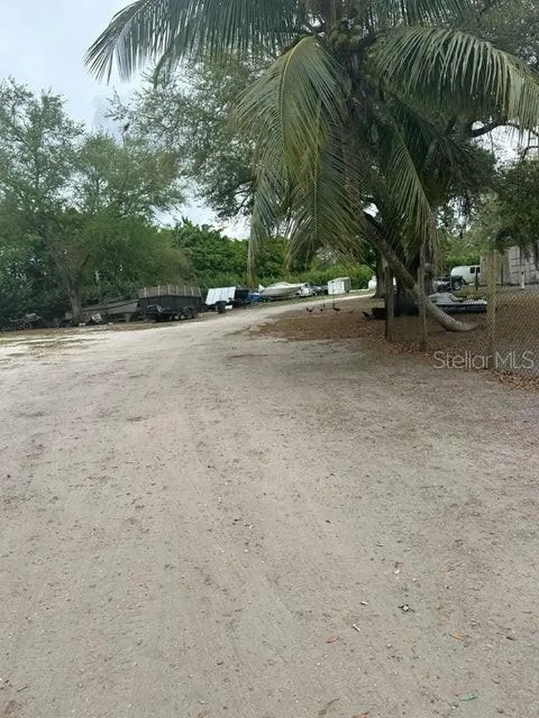 3525 D Road Loxahatchee Groves FL 33470