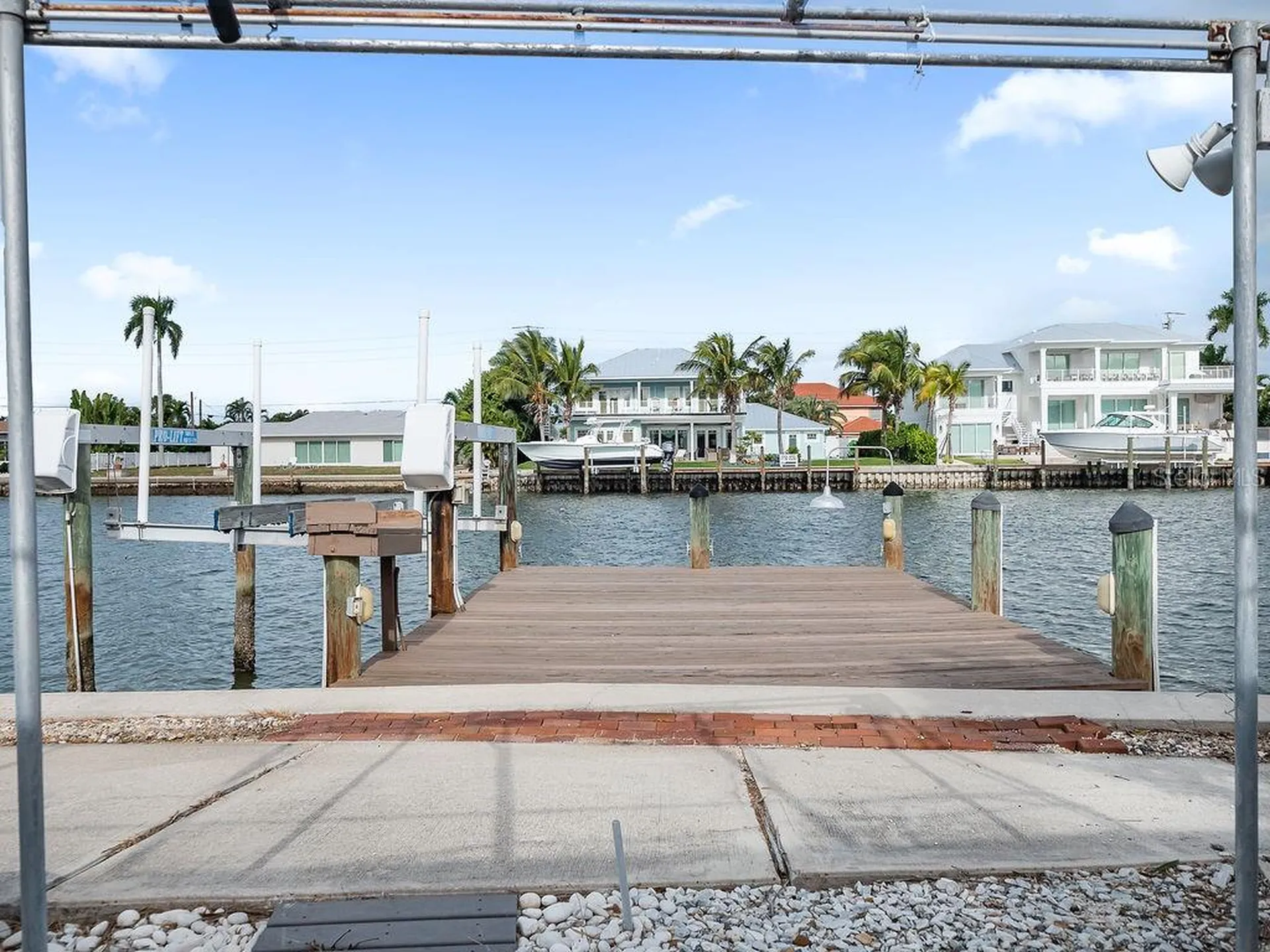 34 Seaside Court Holmes Beach FL 34217