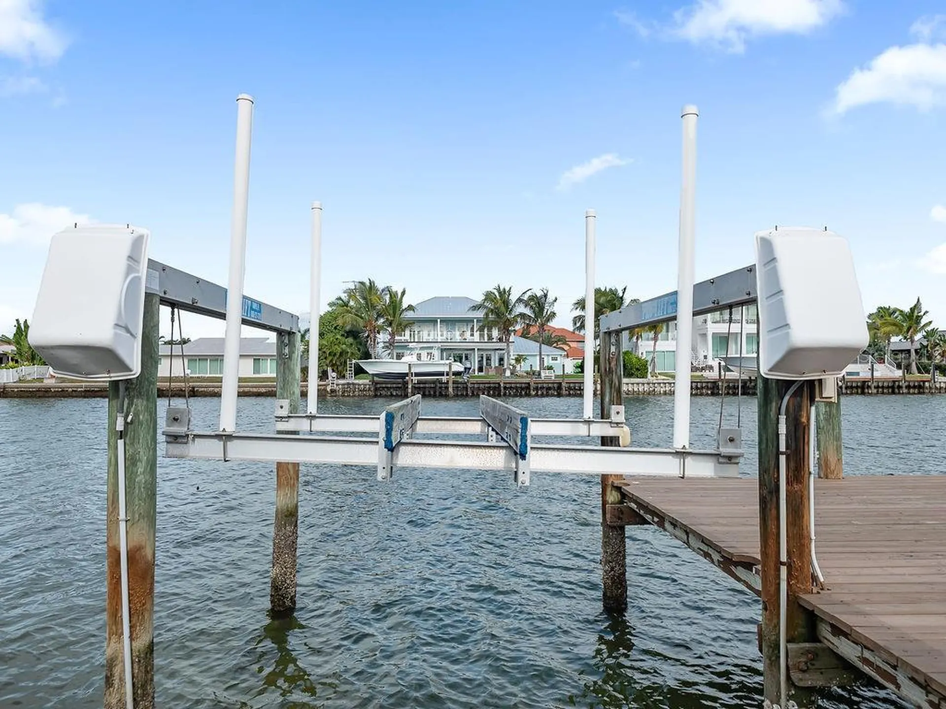 34 Seaside Court Holmes Beach FL 34217