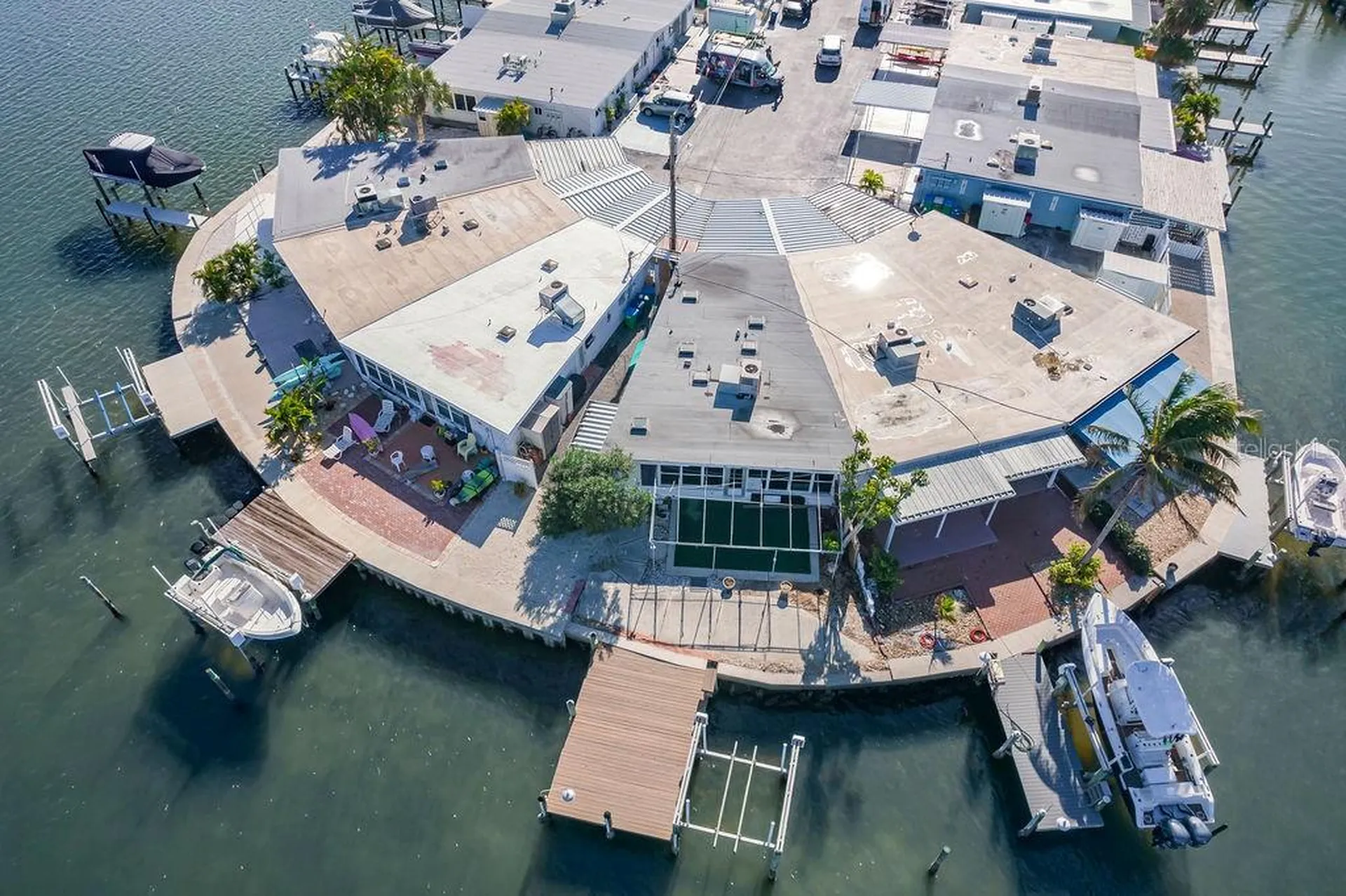 34 Seaside Court Holmes Beach FL 34217