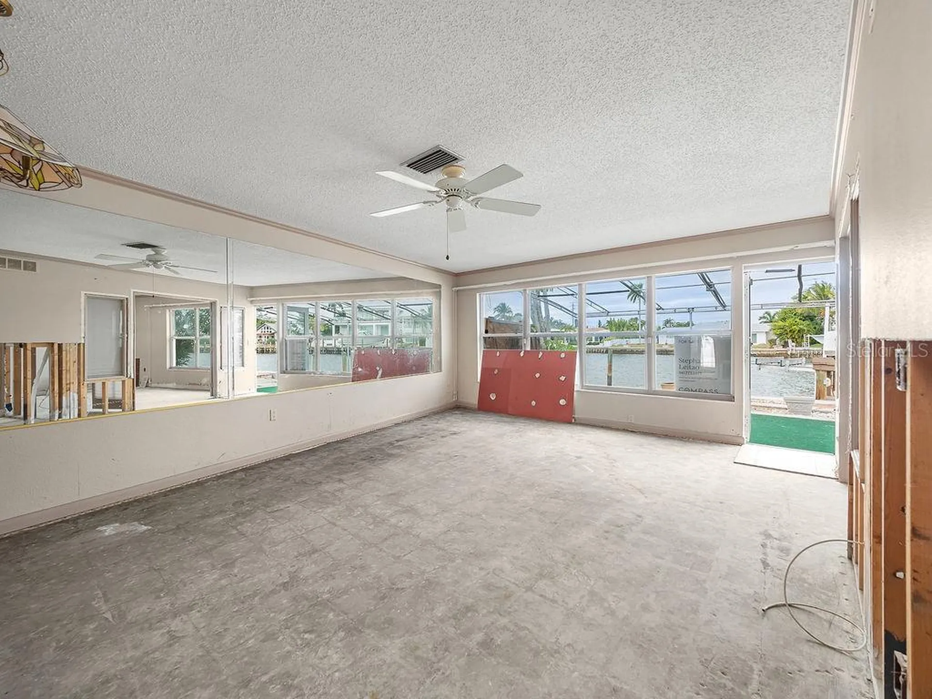 34 Seaside Court Holmes Beach FL 34217