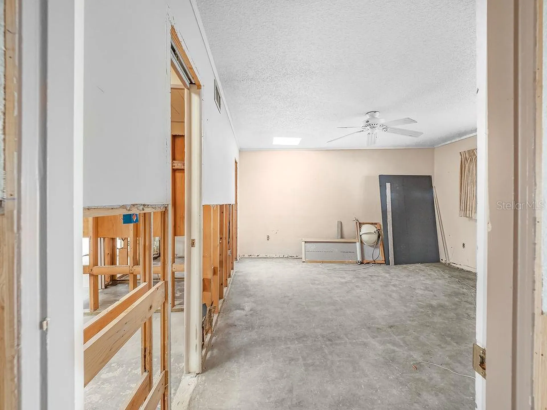 34 Seaside Court Holmes Beach FL 34217