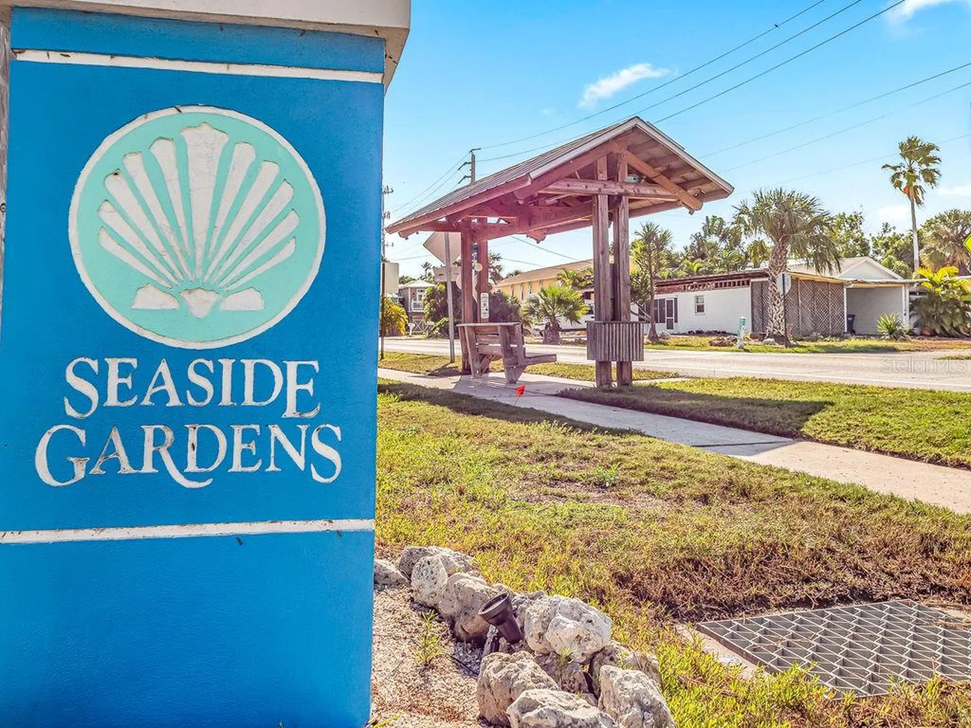 34 Seaside Court Holmes Beach FL 34217