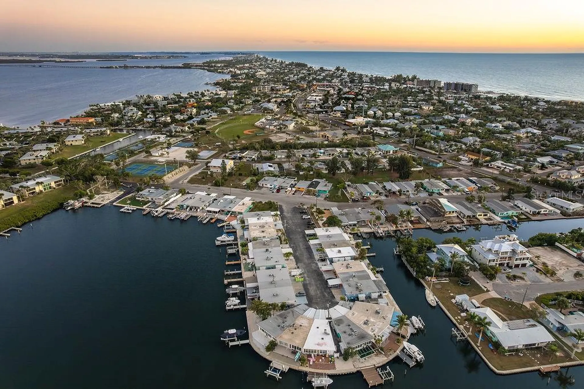 34 Seaside Court Holmes Beach FL 34217
