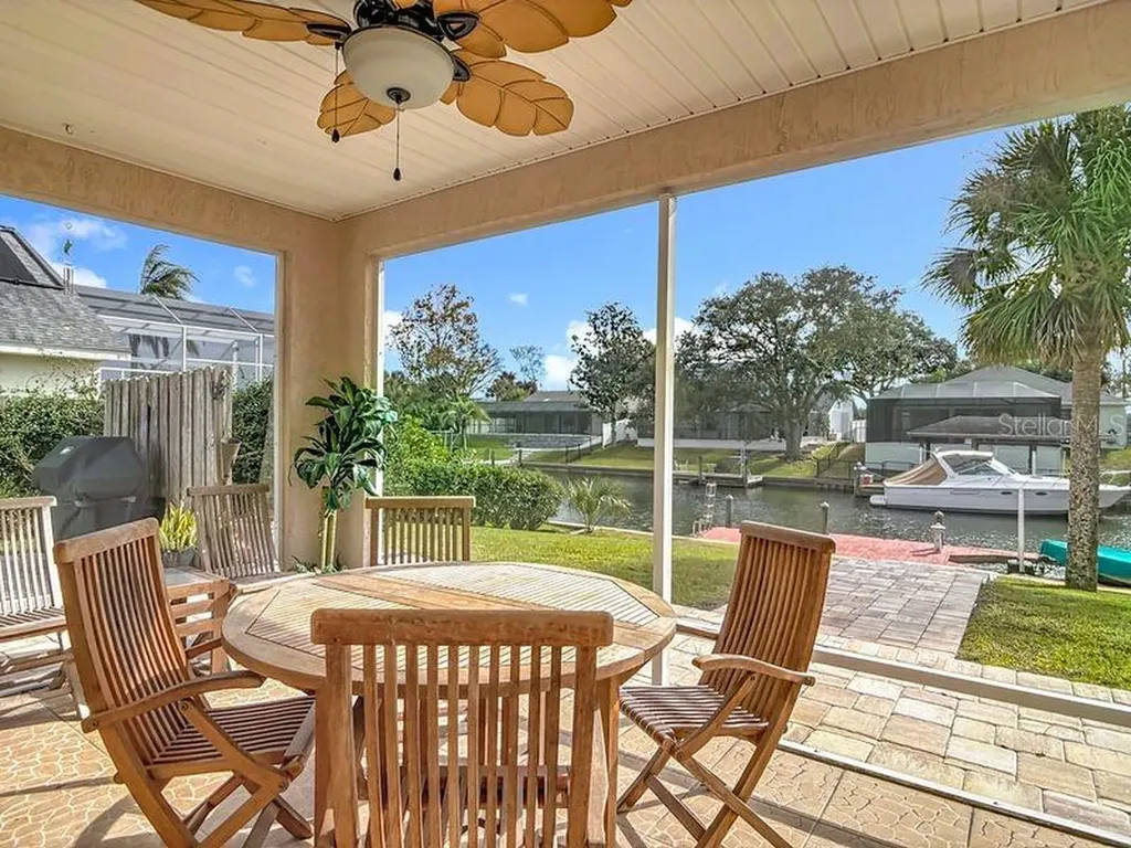 14 Cedarview Court Palm Coast FL 32137