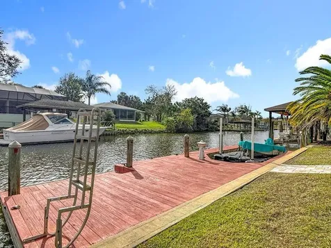 14 Cedarview Court Palm Coast FL 32137